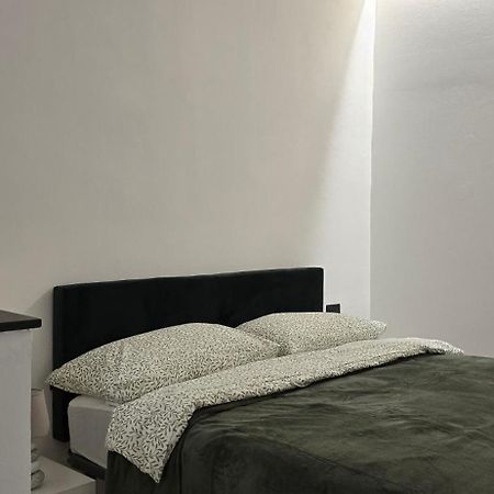 The White Cave- Bluchalet Riomaggiore Exterior photo